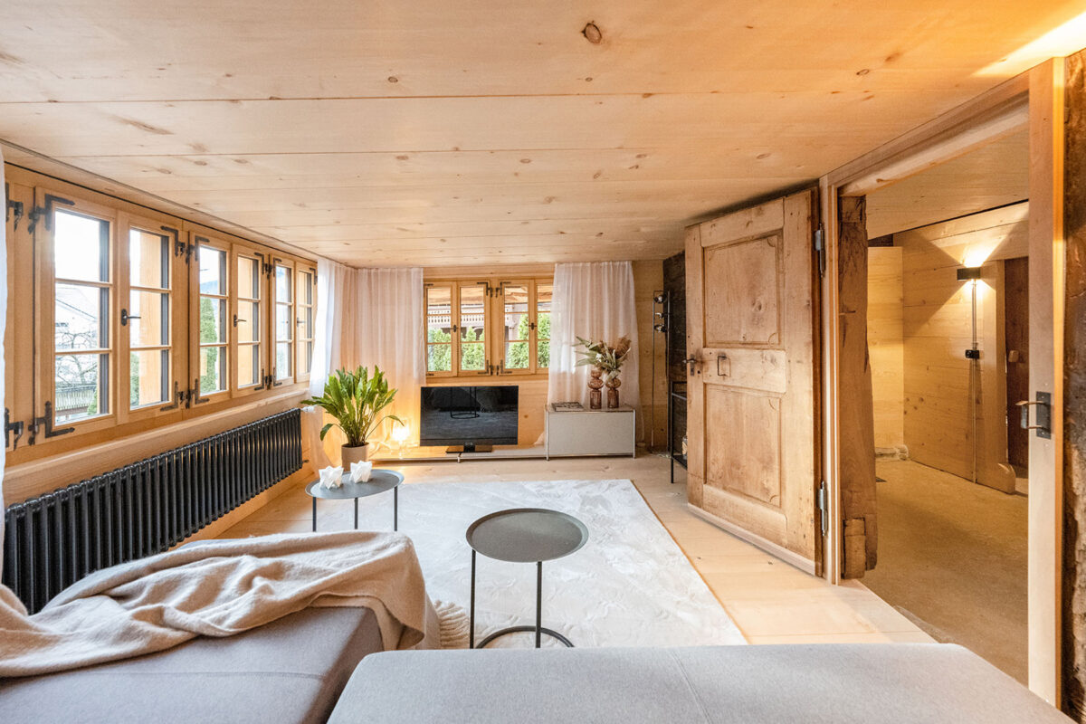 Sanierung mittelalterlicher Blockbau & Holz100 Anbau - Thoma Holz100 