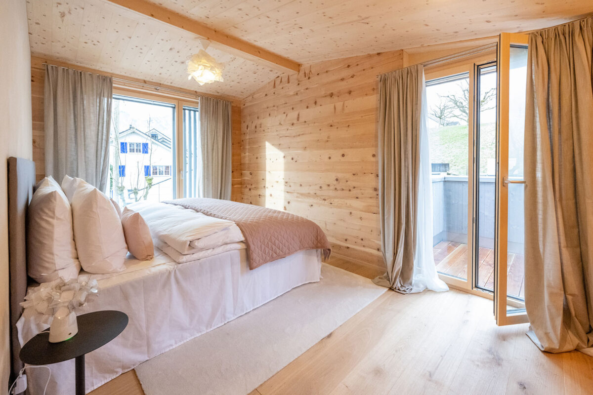 Sanierung mittelalterlicher Blockbau & Holz100 Anbau - Thoma Holz100 