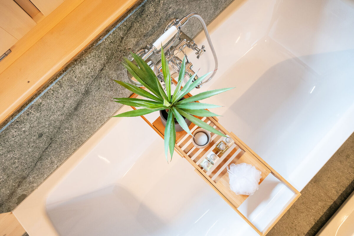 Sanierung mittelalterlicher Blockbau & Holz100 Anbau - Thoma Holz100 