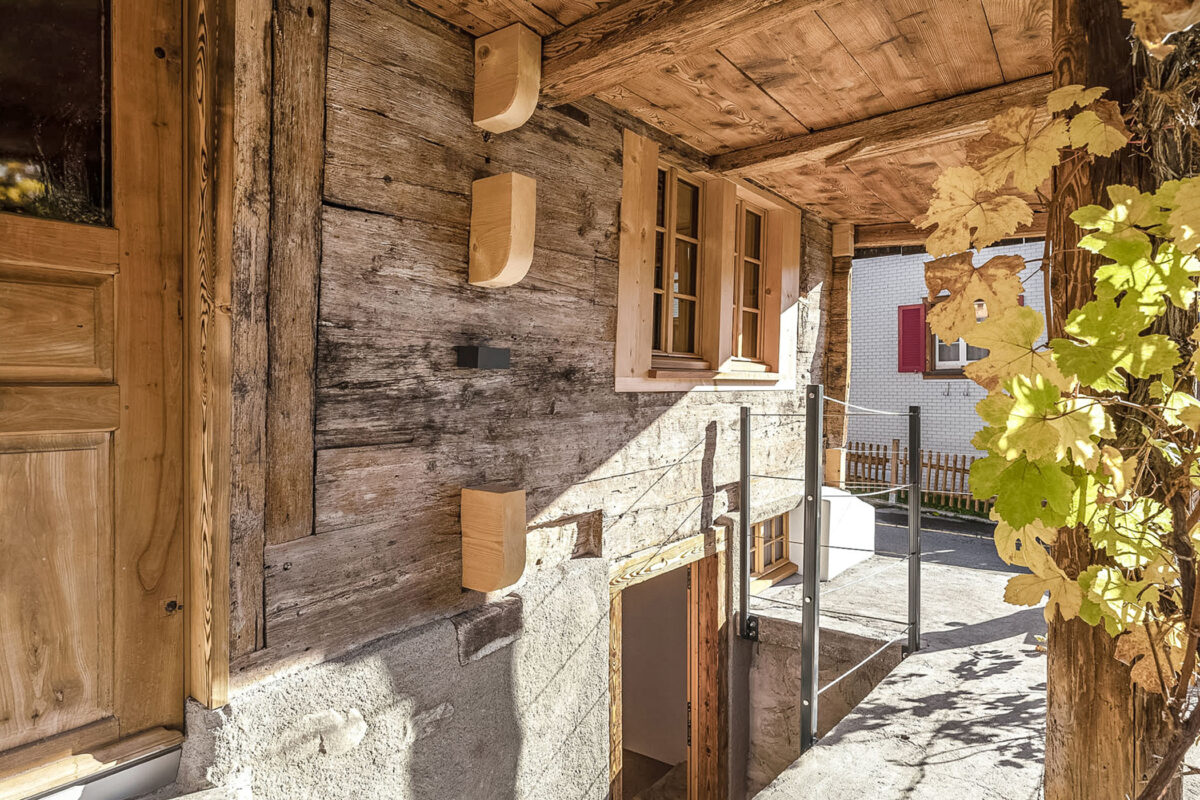 Sanierung mittelalterlicher Blockbau & Holz100 Anbau - Thoma Holz100 