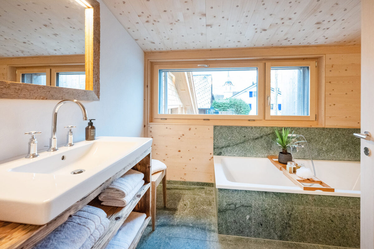 Sanierung mittelalterlicher Blockbau & Holz100 Anbau - Thoma Holz100 