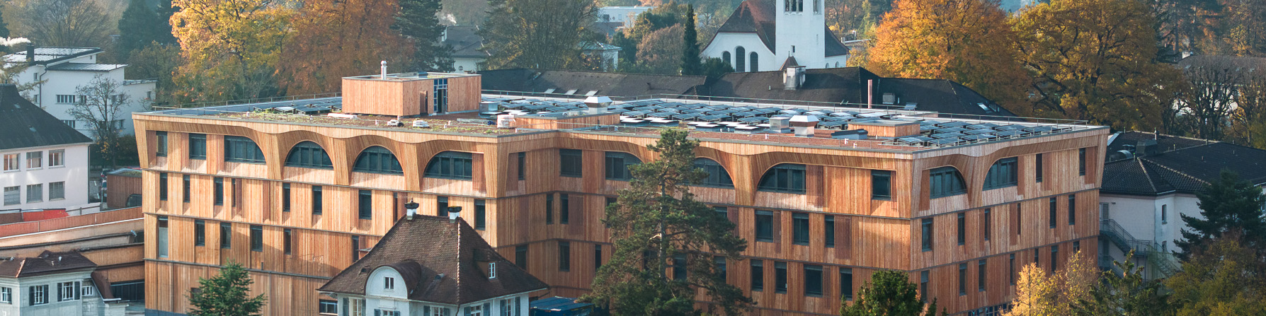 Europas erstes Klinikgebäude in Massivholzbauweise - Thoma Holz100