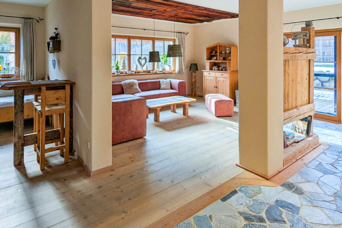 Holz100 Wohlfühlhaus in ruhiger Seitenstrasse in Oberammergau - Thoma Holz100 