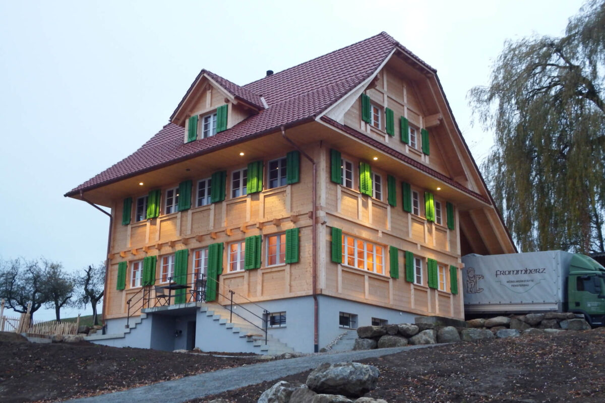 Die Holzwerkstatt Matthias Ebi - Thoma Holz100 