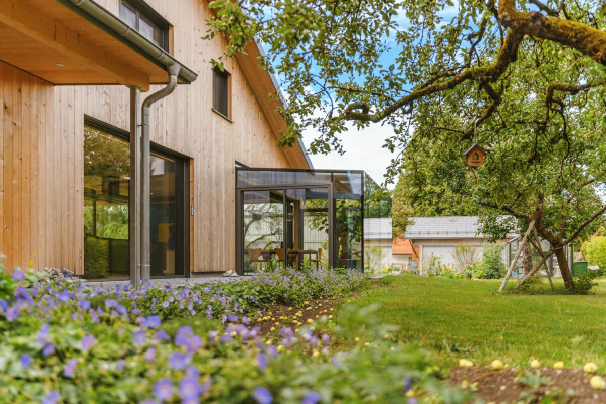 Elegante Holz-Glas-Architektur am Ammersee - Thoma Holz100 