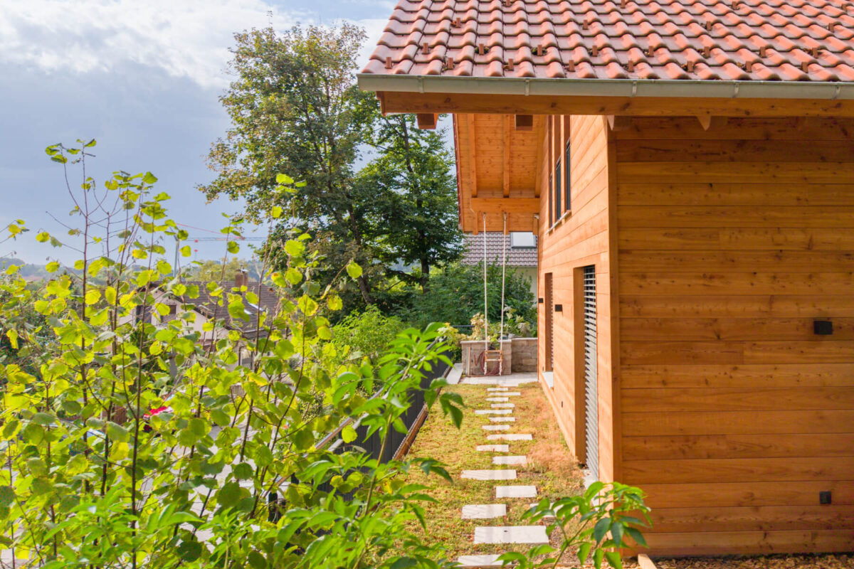 Holz100 Haus in anspruchsvoller Hanglage - Thoma Holz100 