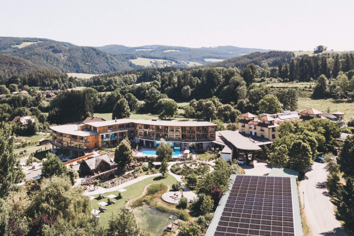 Natürlich urlauben im Molzbachhof - Thoma Holz100 